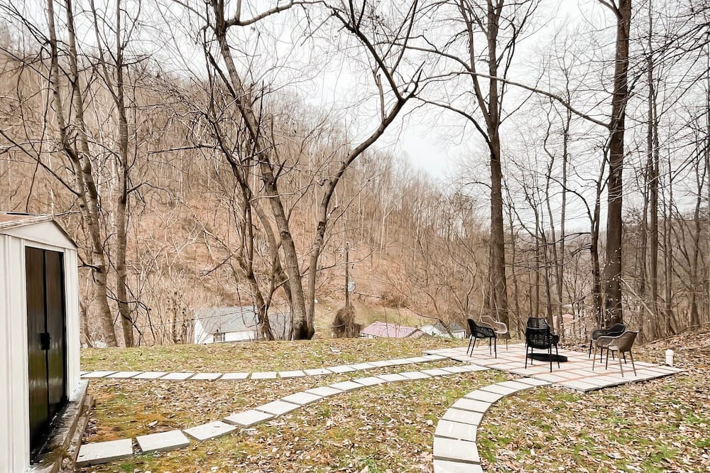 Photo of Outdoor in Borderland