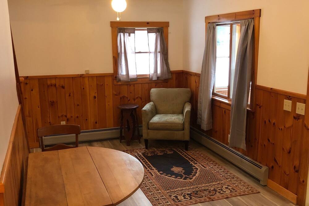 Photo of Livingroom in Barton