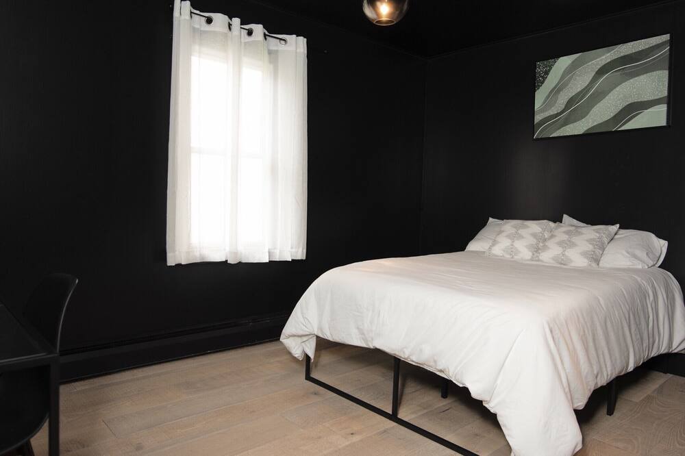 Photo of Bedroom in Plattsburgh