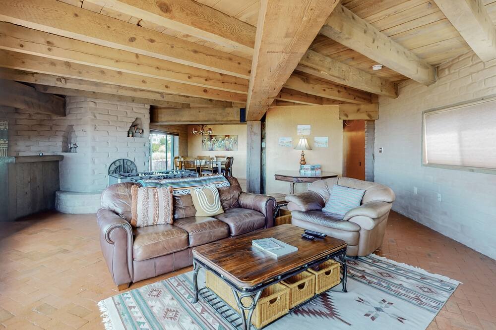 Photo of Livingroom in Northeast Heights