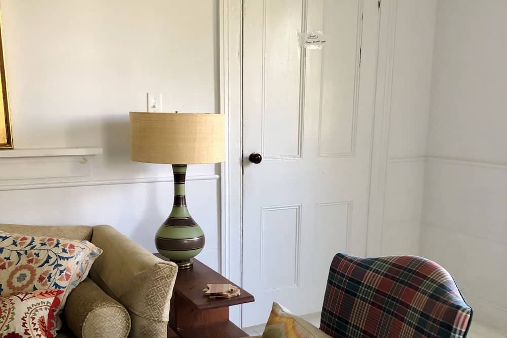 Photo of Livingroom in Essex