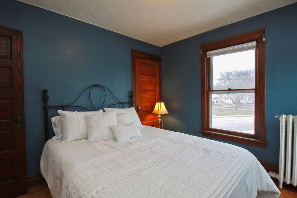Photo of Bedroom in Beloit