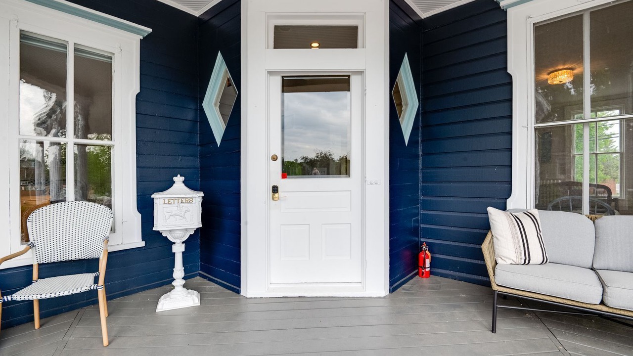 Photo of Outdoor in Excelsior