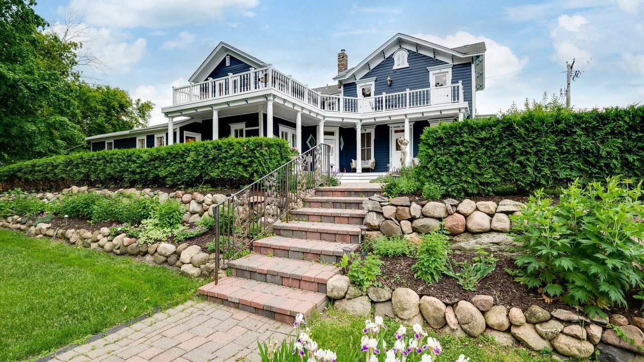 Photo of Outdoor in Excelsior