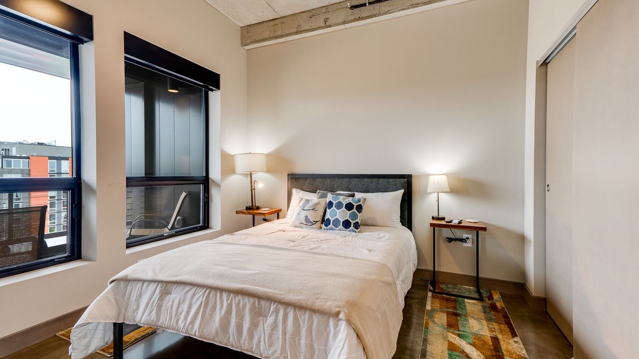 Photo of Patio Balcony in Warehouse District