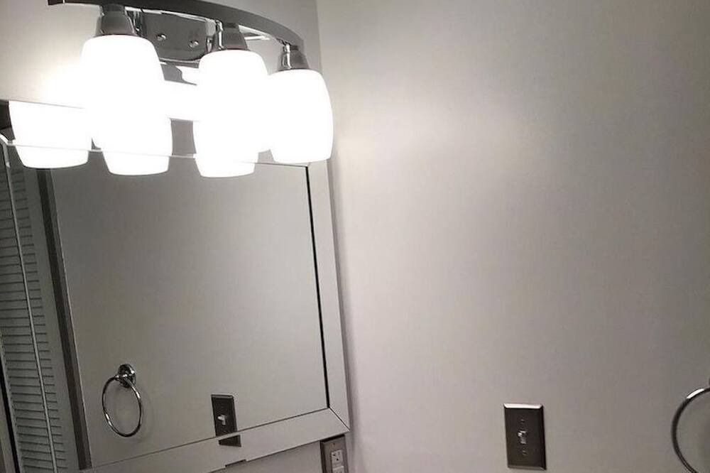 Photo of Bathroom in Berkeley Springs