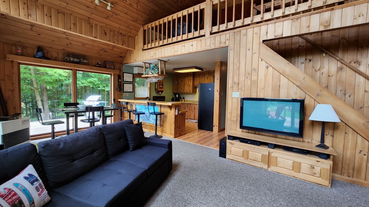 Photo of Livingroom in Whippleville