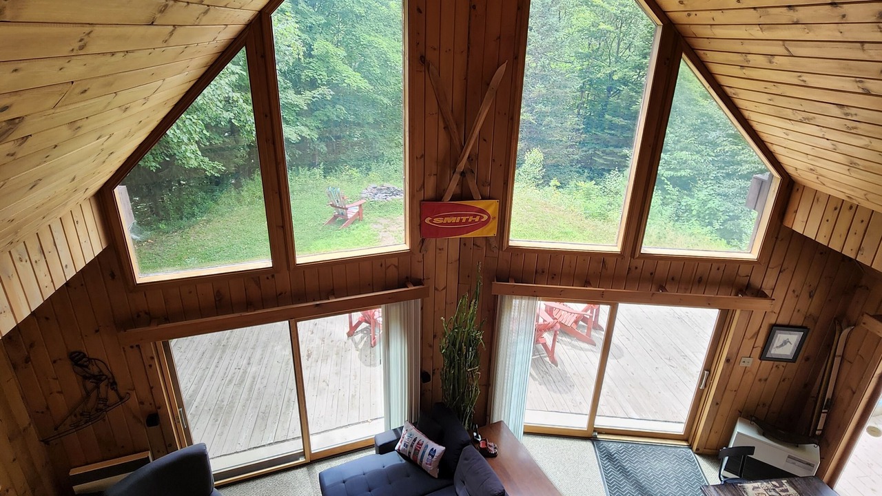 Photo of Livingroom in Whippleville