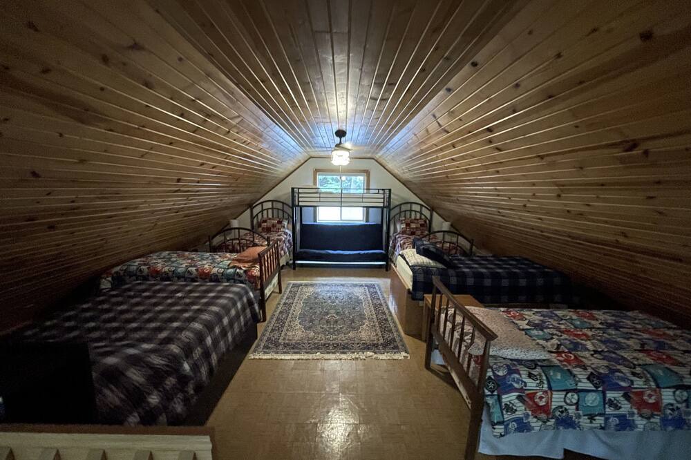 Photo of Bedroom in Tainter Lake