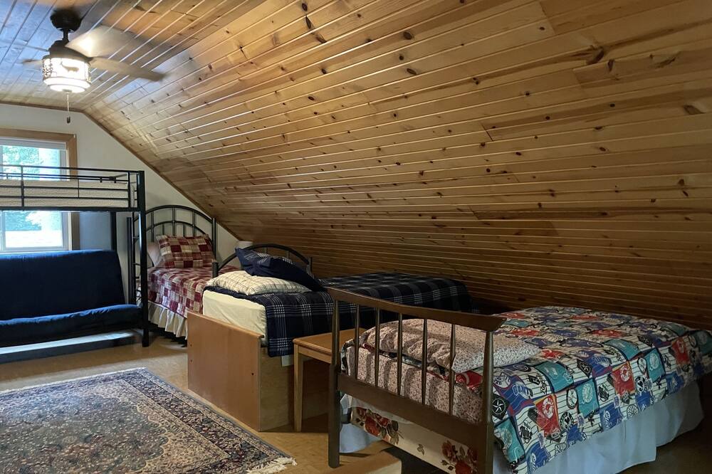 Photo of Bedroom in Tainter Lake