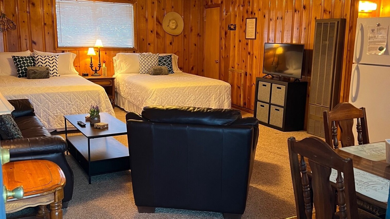 Photo of Bedroom in Red River
