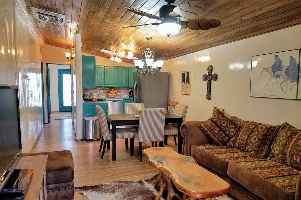 Photo of Livingroom in Santa Fe