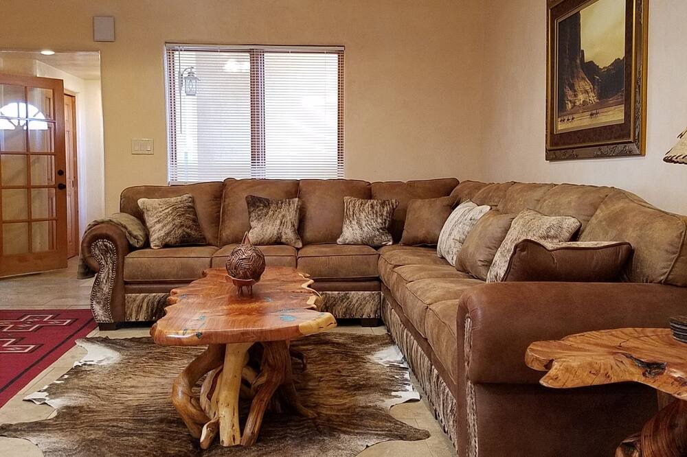 Photo of Livingroom in Santa Fe