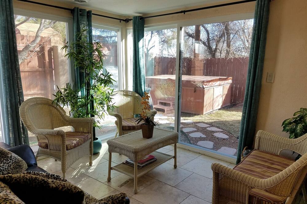 Photo of Livingroom in Santa Fe