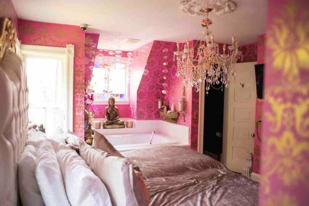 Photo of Bedroom in Hudson