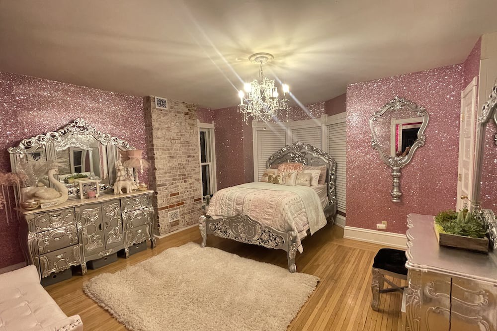 Photo of Bedroom in Hudson