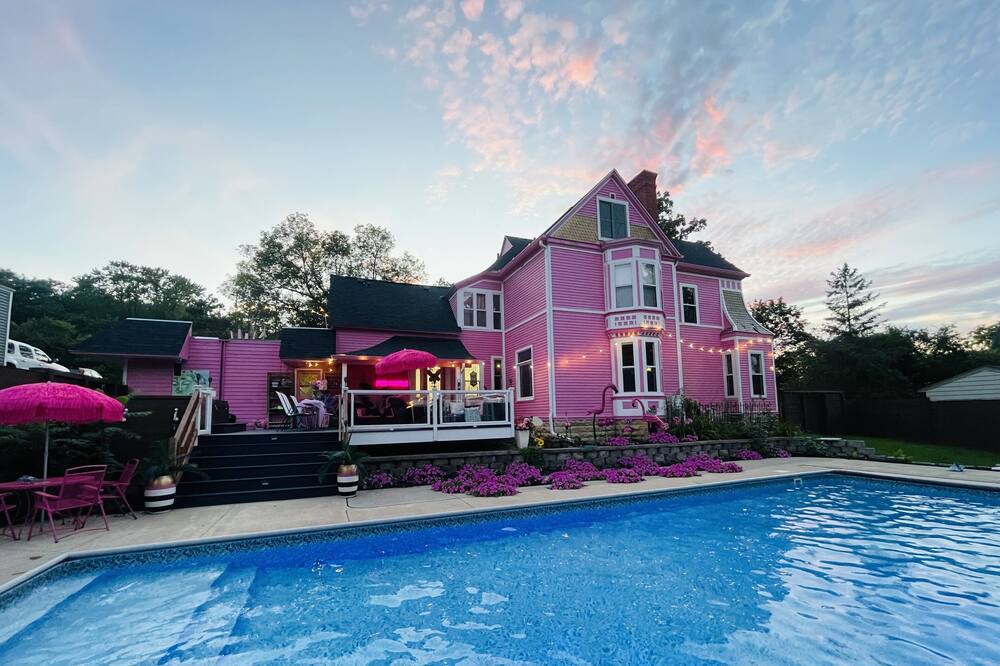 Photo of Outdoor in Hudson