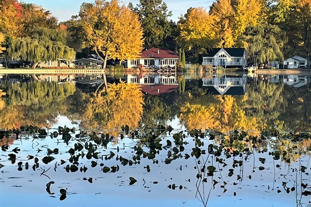 Photo of Outdoor in Paw Paw Lake