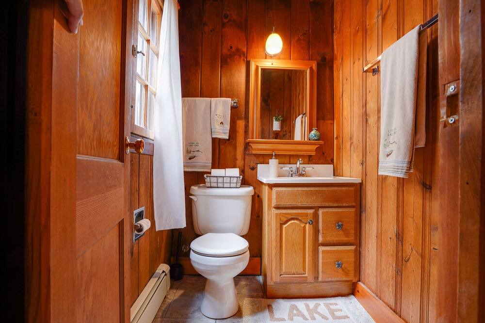Photo of Bathroom in Long Lake