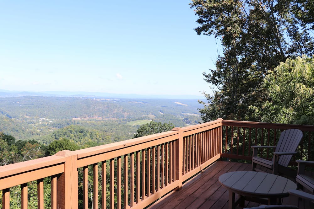 Photo of Patio Balcony in Caldwell