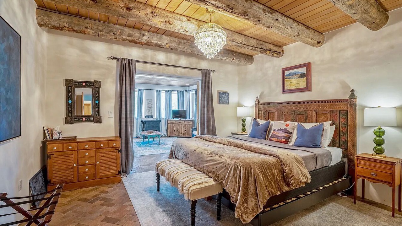 Photo of Bedroom in Arroyo Hondo
