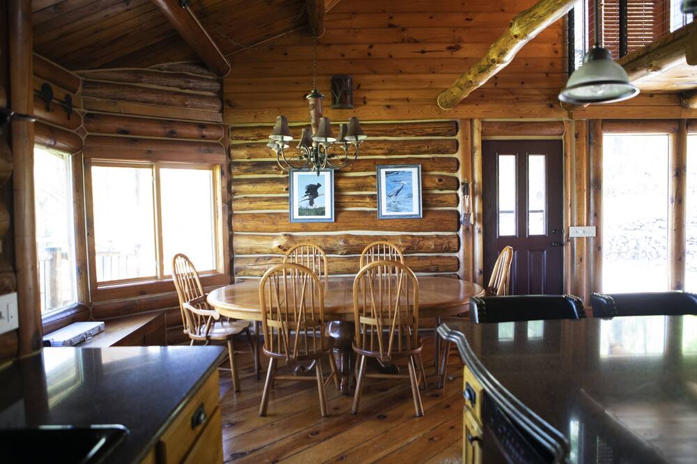 Photo of Livingroom in Rock Falls