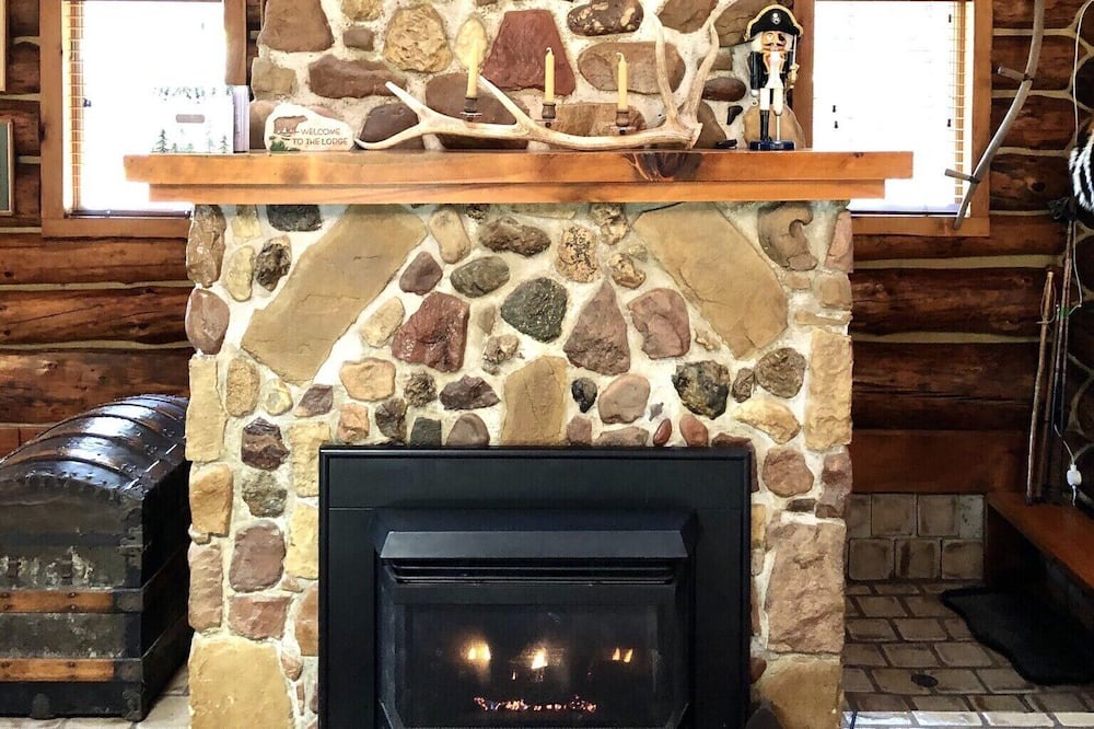 Photo of Livingroom in Rock Falls