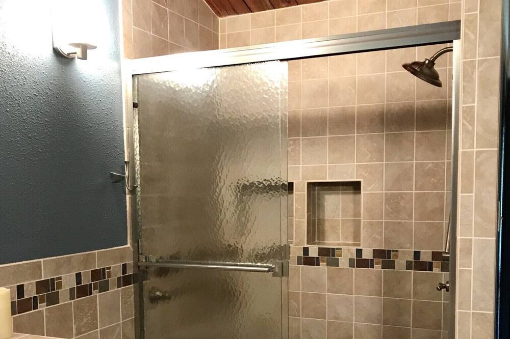 Photo of Bathroom in Rock Falls