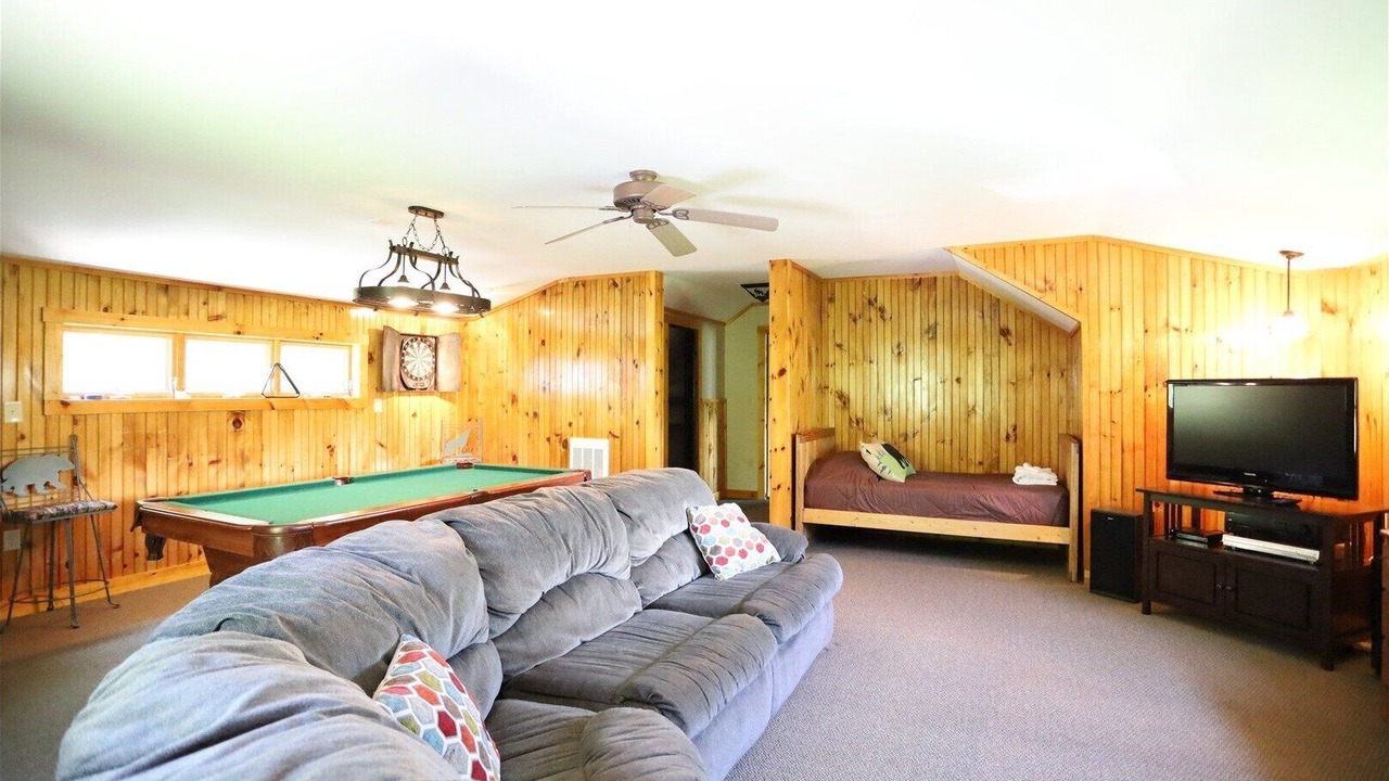 Photo of Livingroom in Thornton