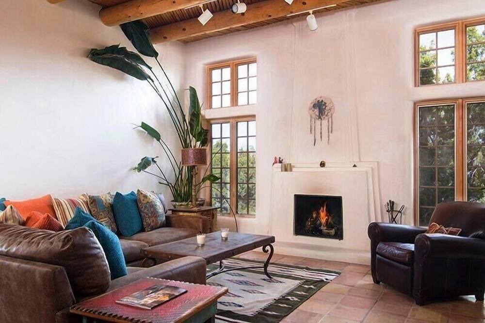 Photo of Livingroom in Las Campanas