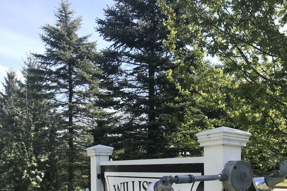 Photo of Outdoor in Williston North