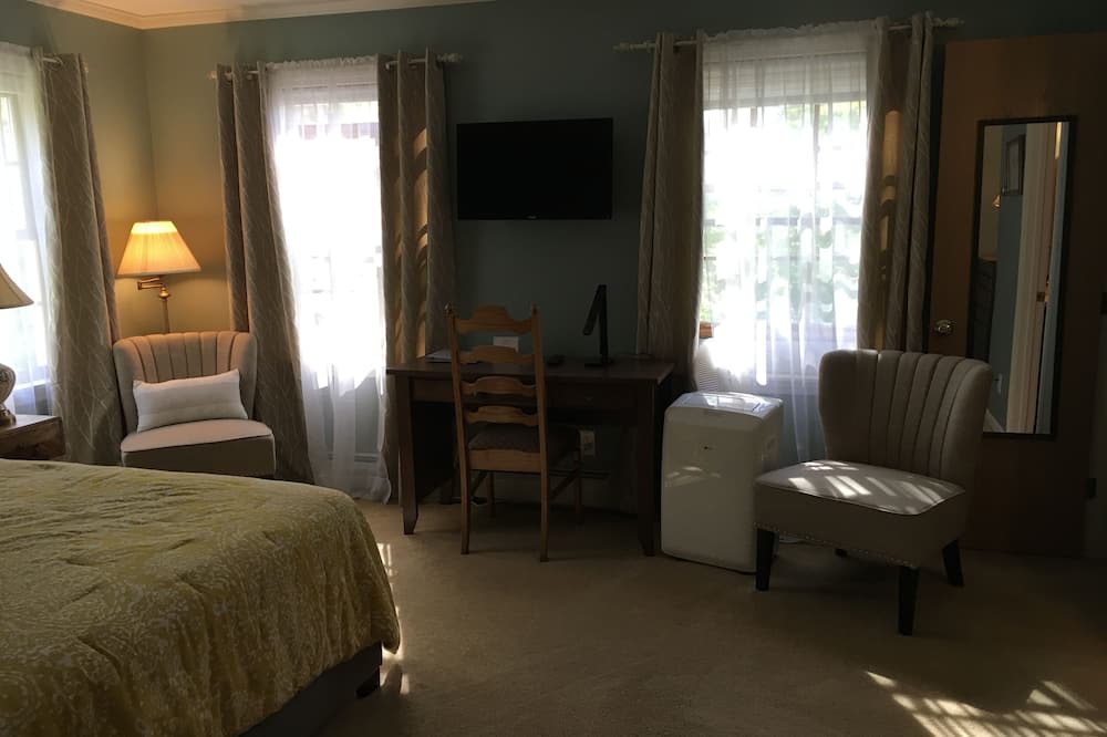 Photo of Bedroom in Williston North