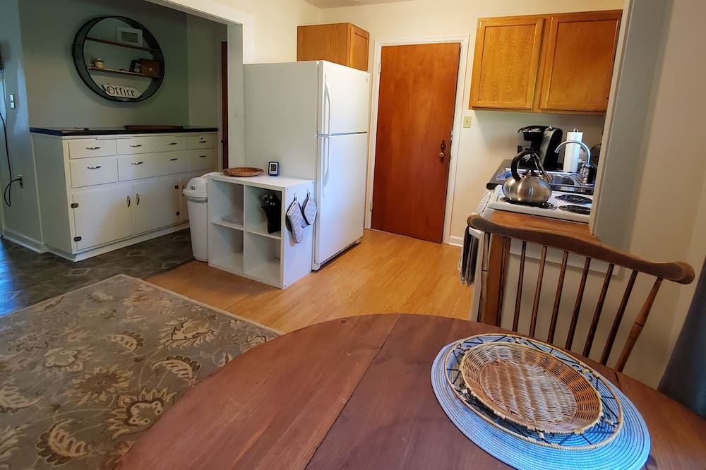 Photo of Kitchen in Star Lake