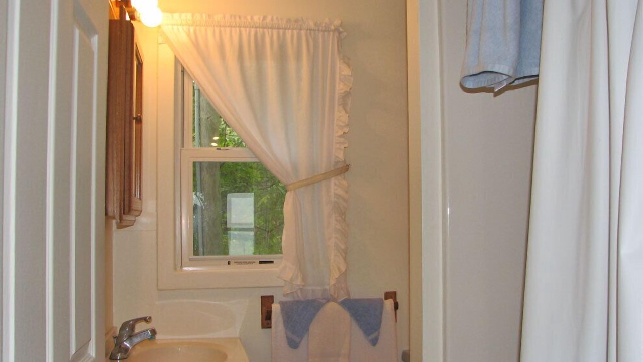 Photo of Bathroom in Clayton