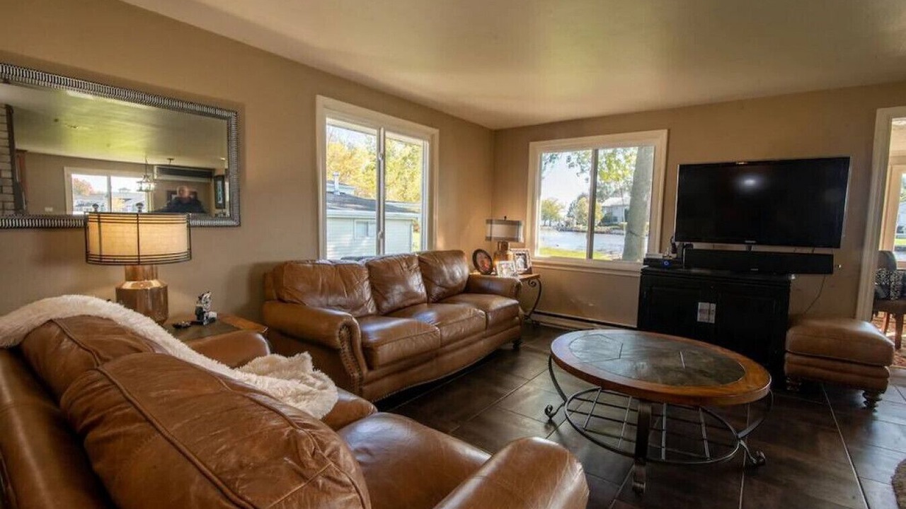 Photo of Livingroom in Suamico