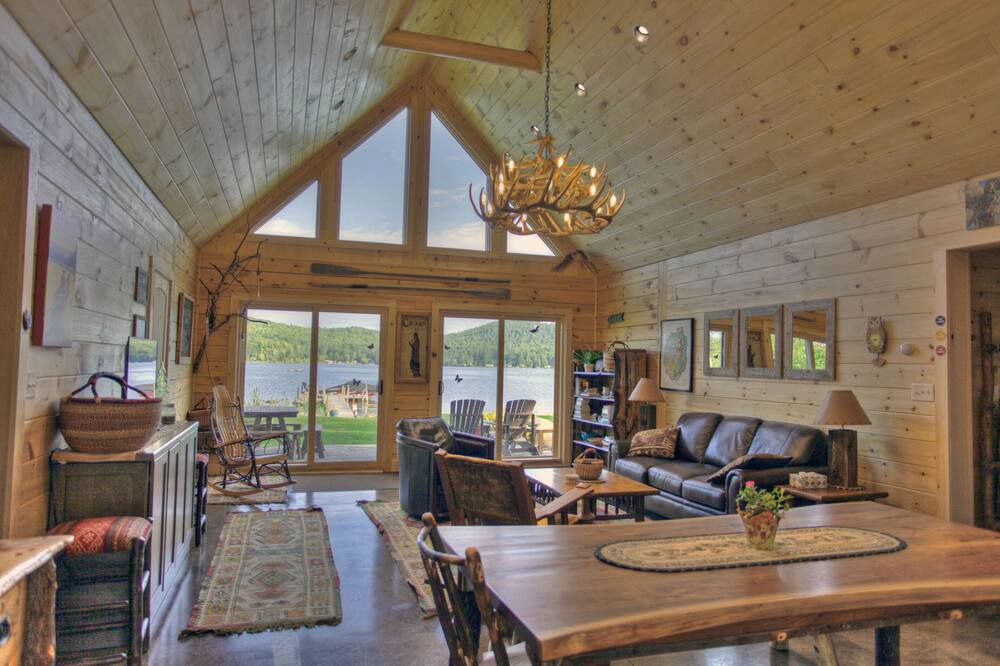Photo of Livingroom in Au Sable Forks