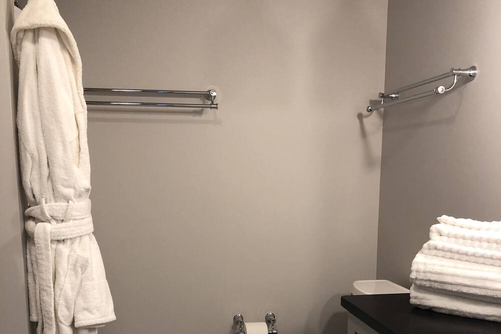 Photo of Bathroom in Middlebury - Warren