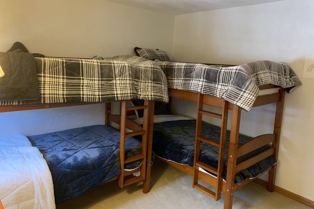 Photo of Bedroom in Jackson