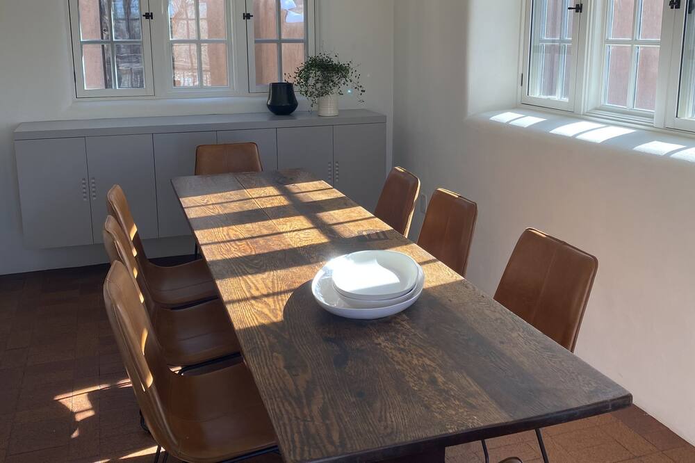 Photo of Livingroom in Historic Eastside
