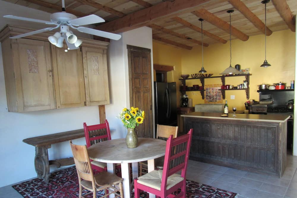 Photo of Kitchen in Canoncito