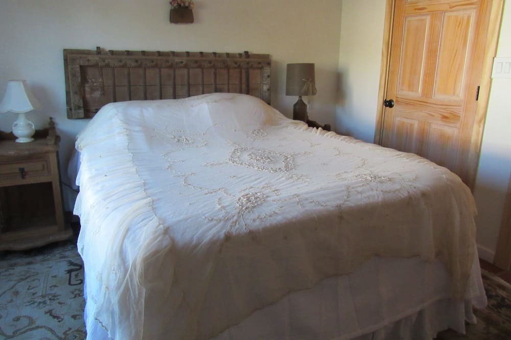 Photo of Bedroom in Canoncito