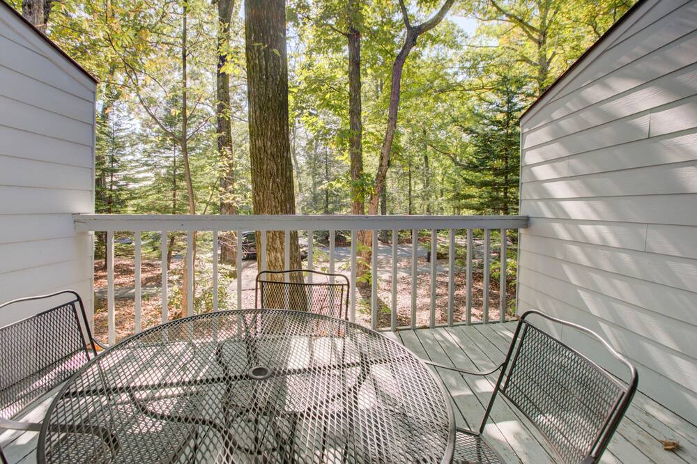 Photo of Patio Balcony in Wintergreen