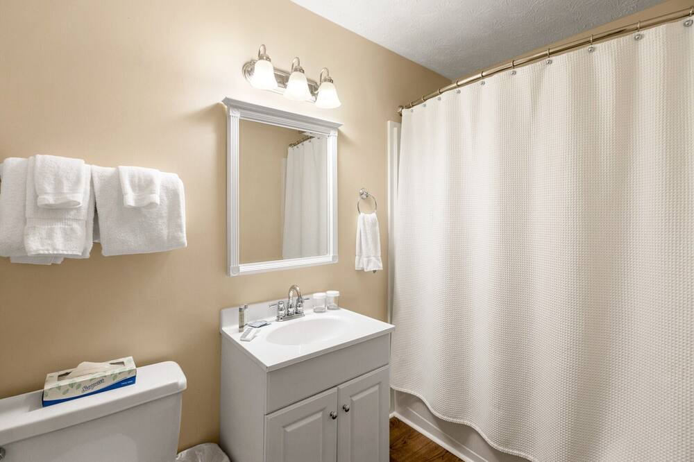 Photo of Bathroom in Wintergreen