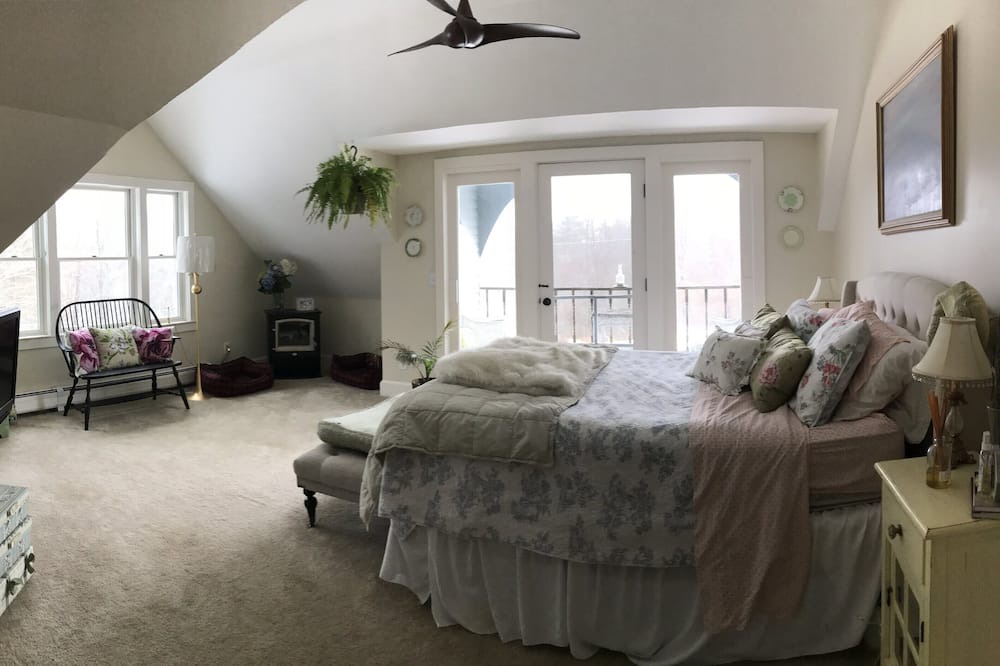 Photo of Bedroom in Munsonville