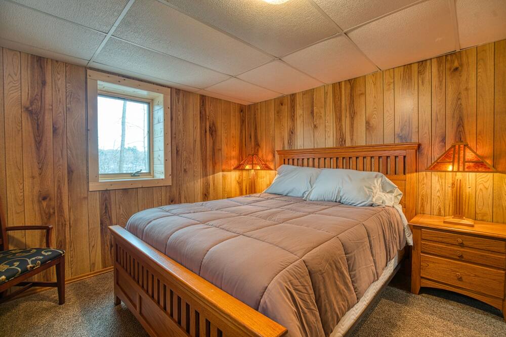 Photo of Bedroom in Amery