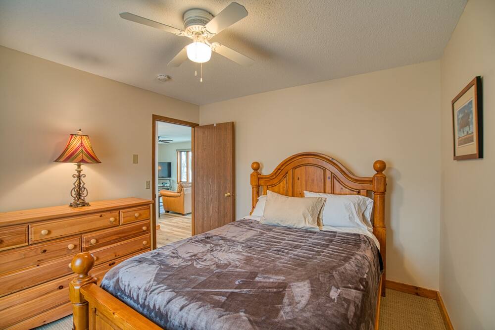 Photo of Bedroom in Amery