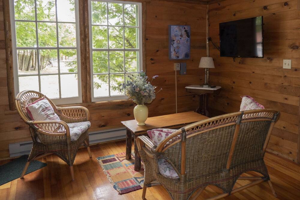 Photo of Livingroom in Elizabethtown