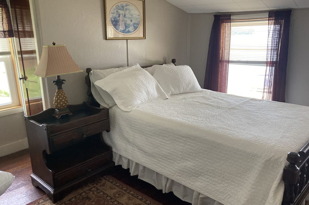 Photo of Bedroom in Bridgeport