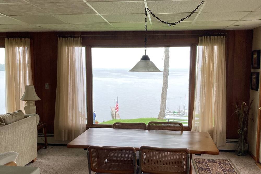 Photo of Livingroom in Bridgeport