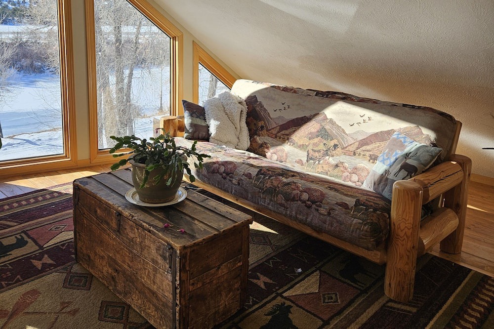 Photo of Bedroom in Alpine Village